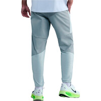 Nike pantalón hombre M NK TF WNTRZD CHLNGR PANT vista trasera
