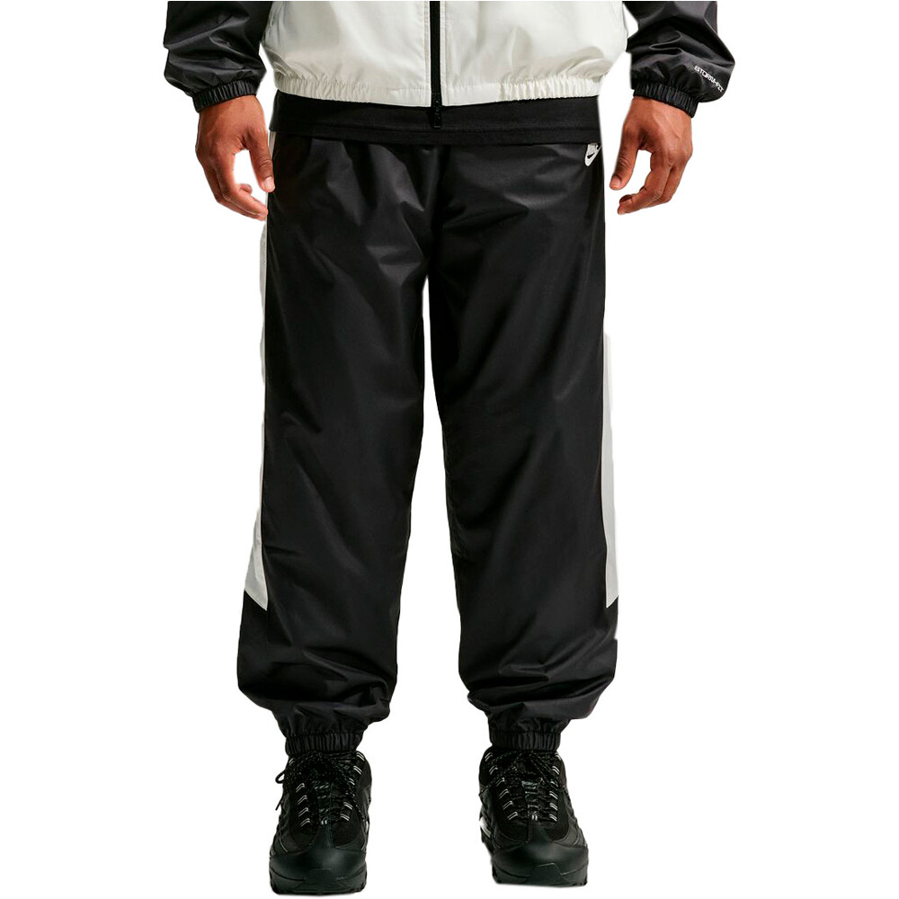 Nike pantalón hombre M NK WR LND PANT 26 vista frontal