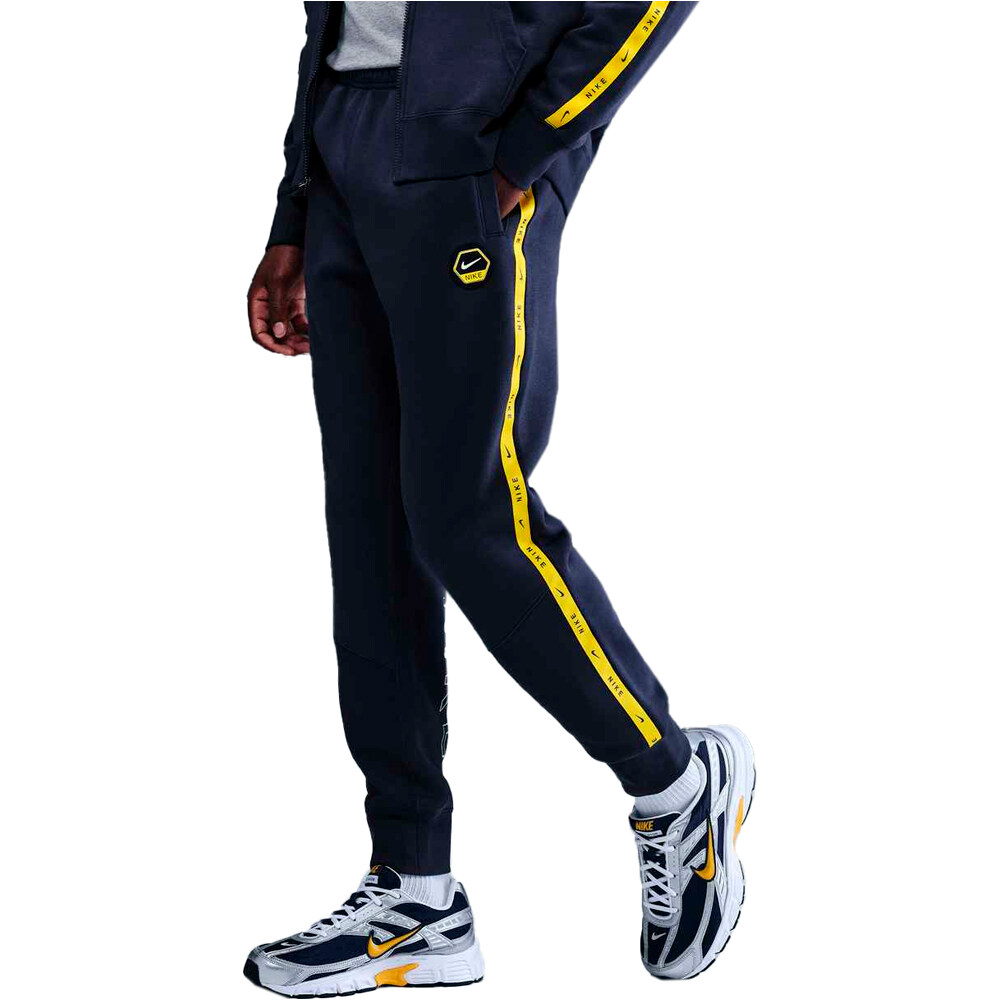 Nike pantalón hombre M NSW CS JOGGER FLC BB vista frontal