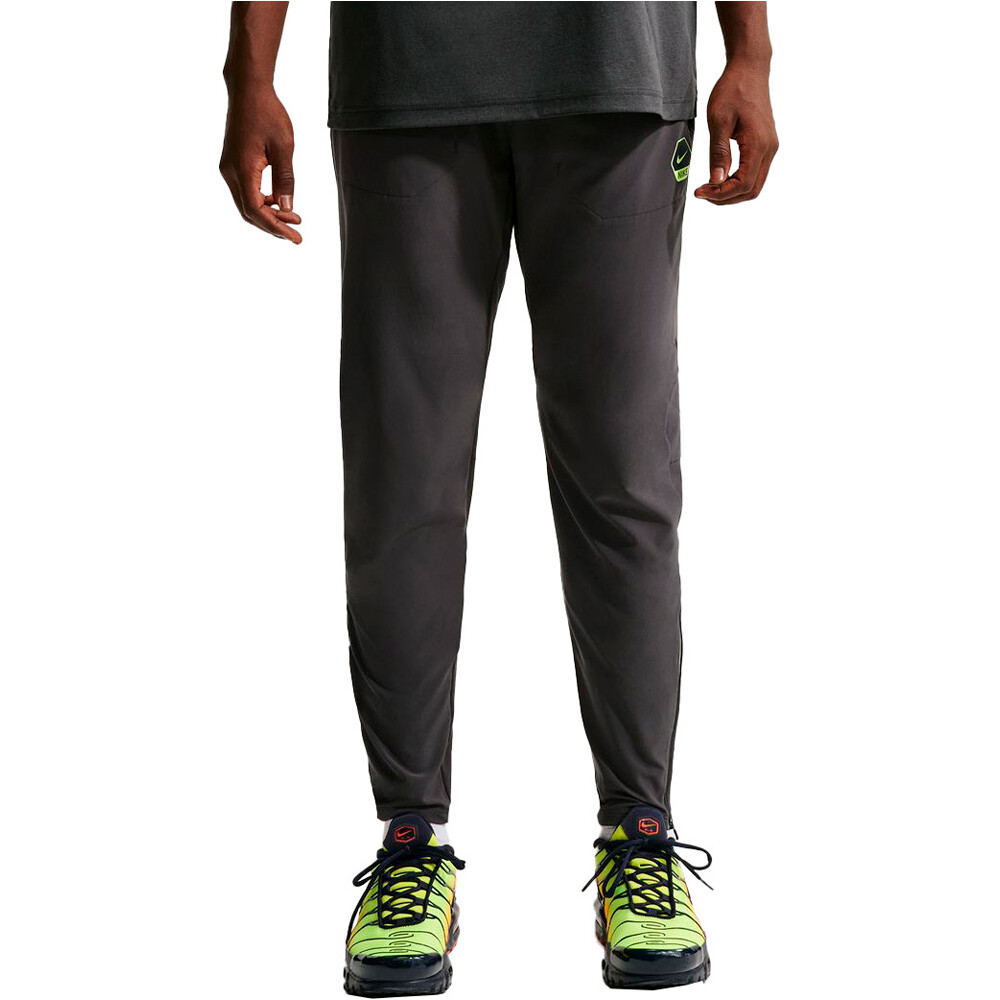 Nike pantalón hombre M NSW CS RUN PANT vista frontal