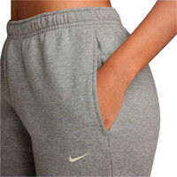 Nike pantalón mujer W NK STDO FLC MW MR STD CF PNT vista detalle