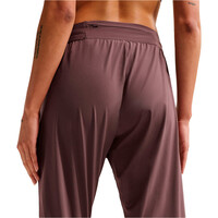 Nike pantalón mujer W NK SWIFT DF MR PANT 03