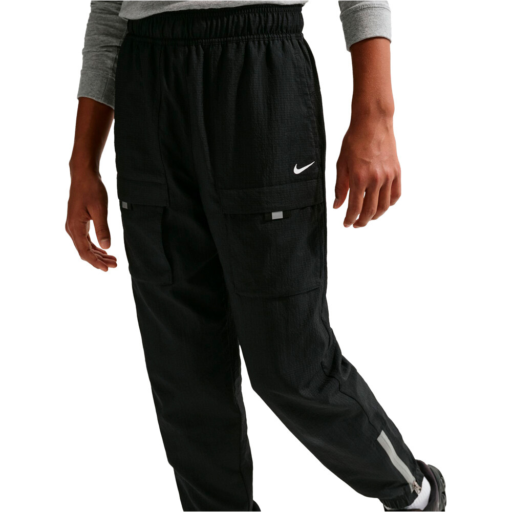 Nike pantalón niño K NSW CITY UTILITY WVN PANT vista detalle