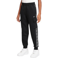 Nike pantalón niño K NSW CLUB+ FLC CRGO PNT vista frontal