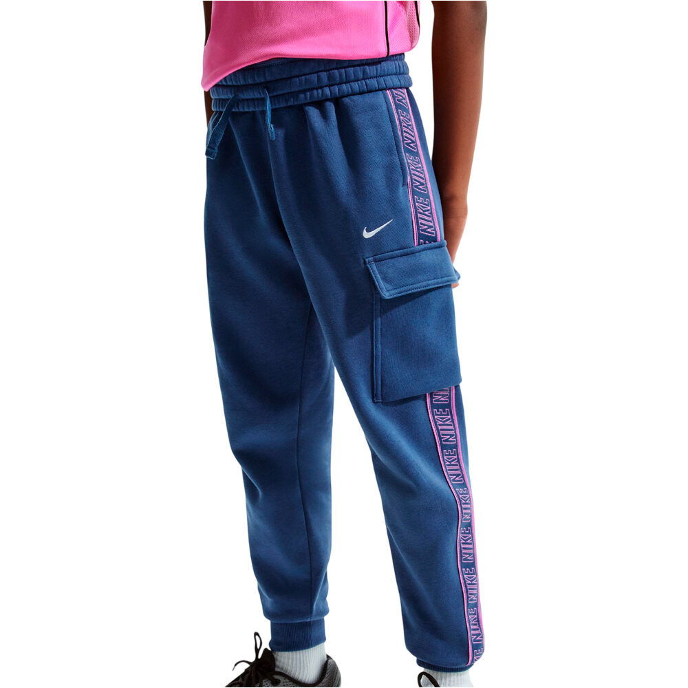Nike pantalón niño K NSW CLUB+ FLC CRGO PNT vista frontal
