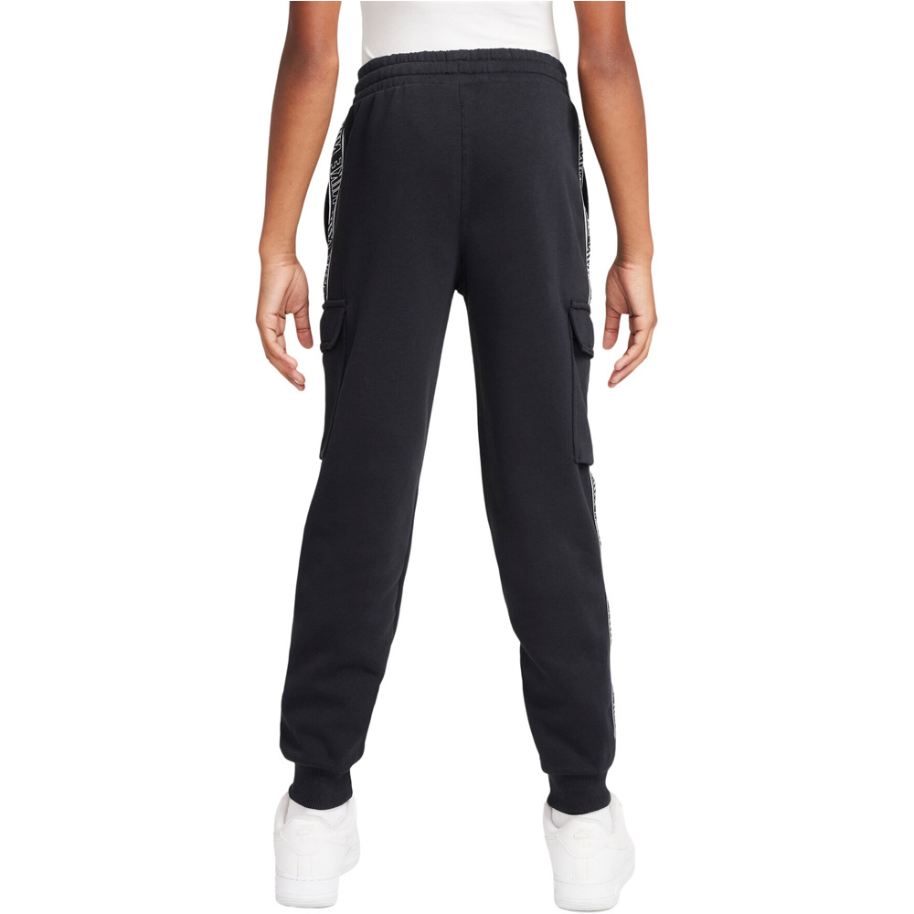Nike pantalón niño K NSW CLUB+ FLC CRGO PNT vista trasera