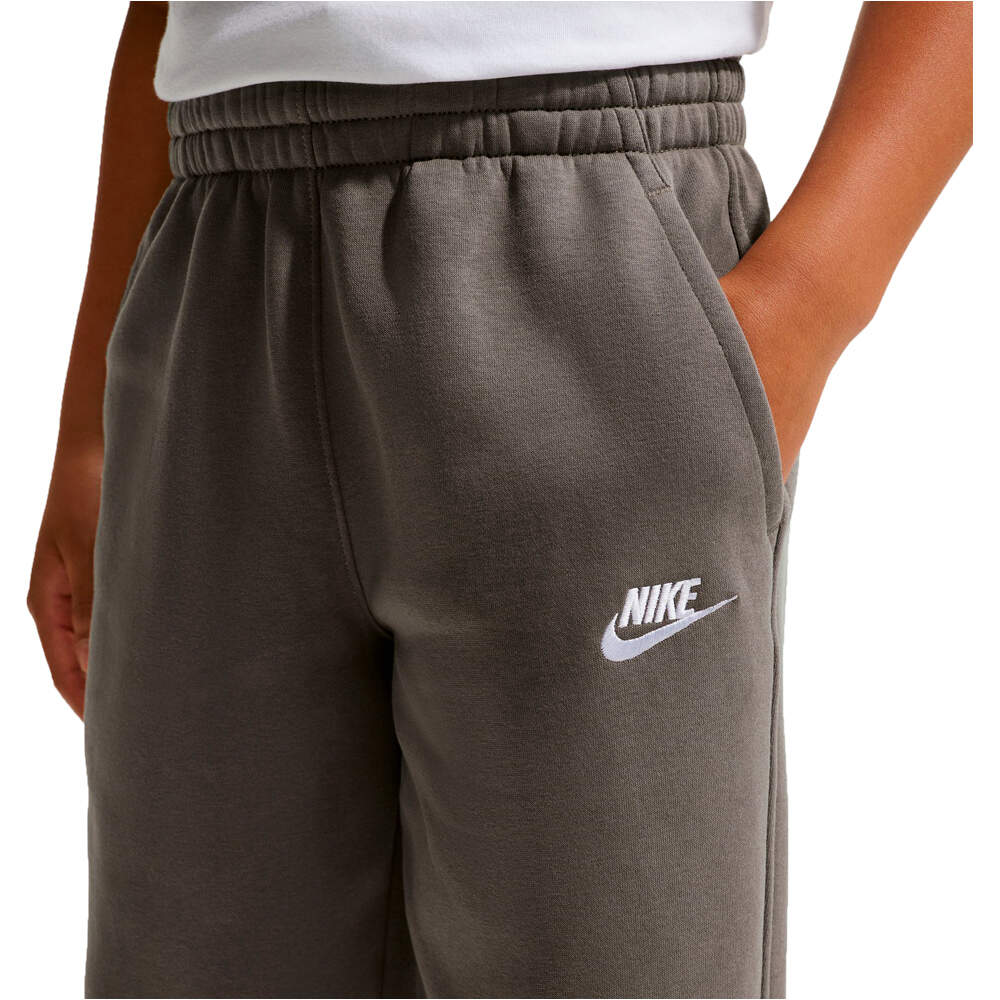 Nike pantalón niño K NSW CLUB FLC JGGR LBR vista detalle