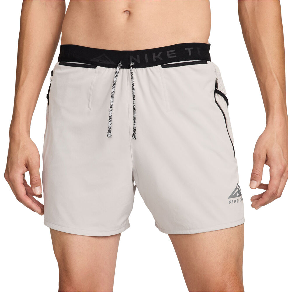 Nike pantalón running hombre M NK DF SECONDSUNRISE 5BF SHRT vista frontal