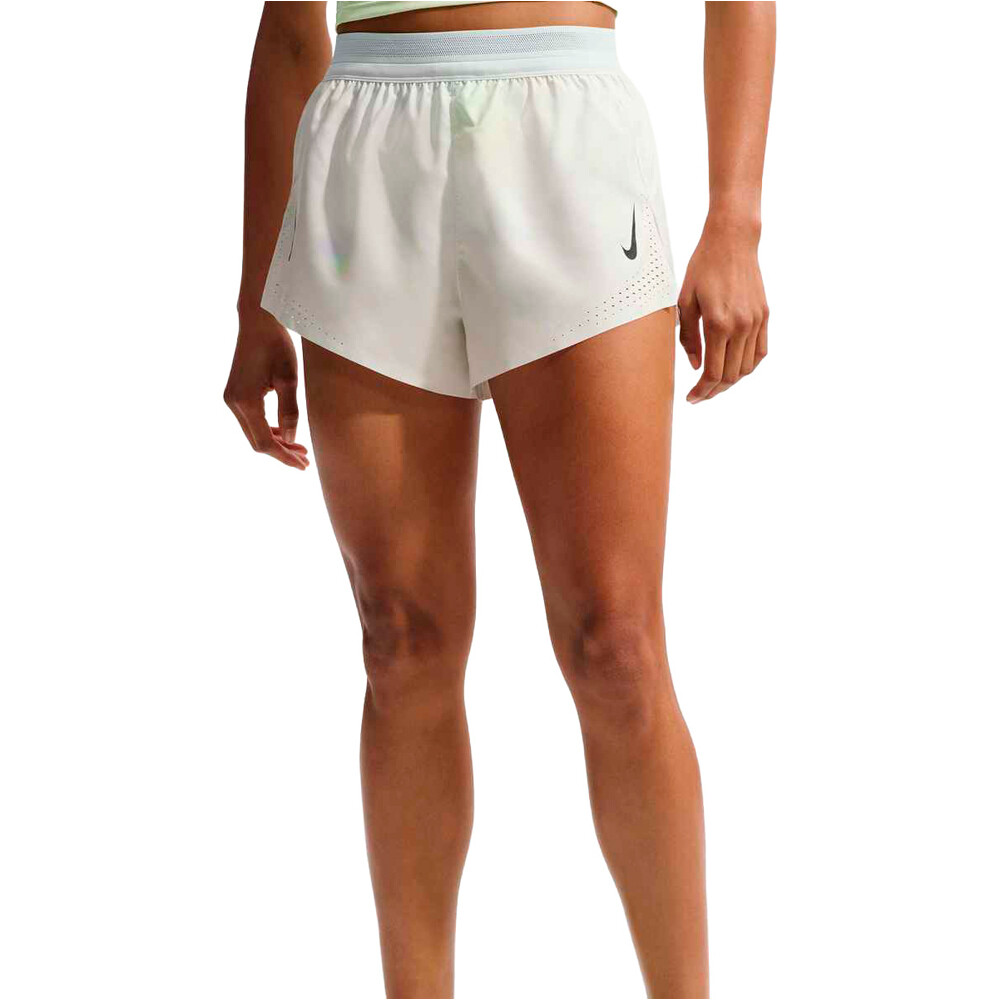 Nike pantalón running mujer W NK ARSWFT DFADV 3IN SHORT PR vista detalle