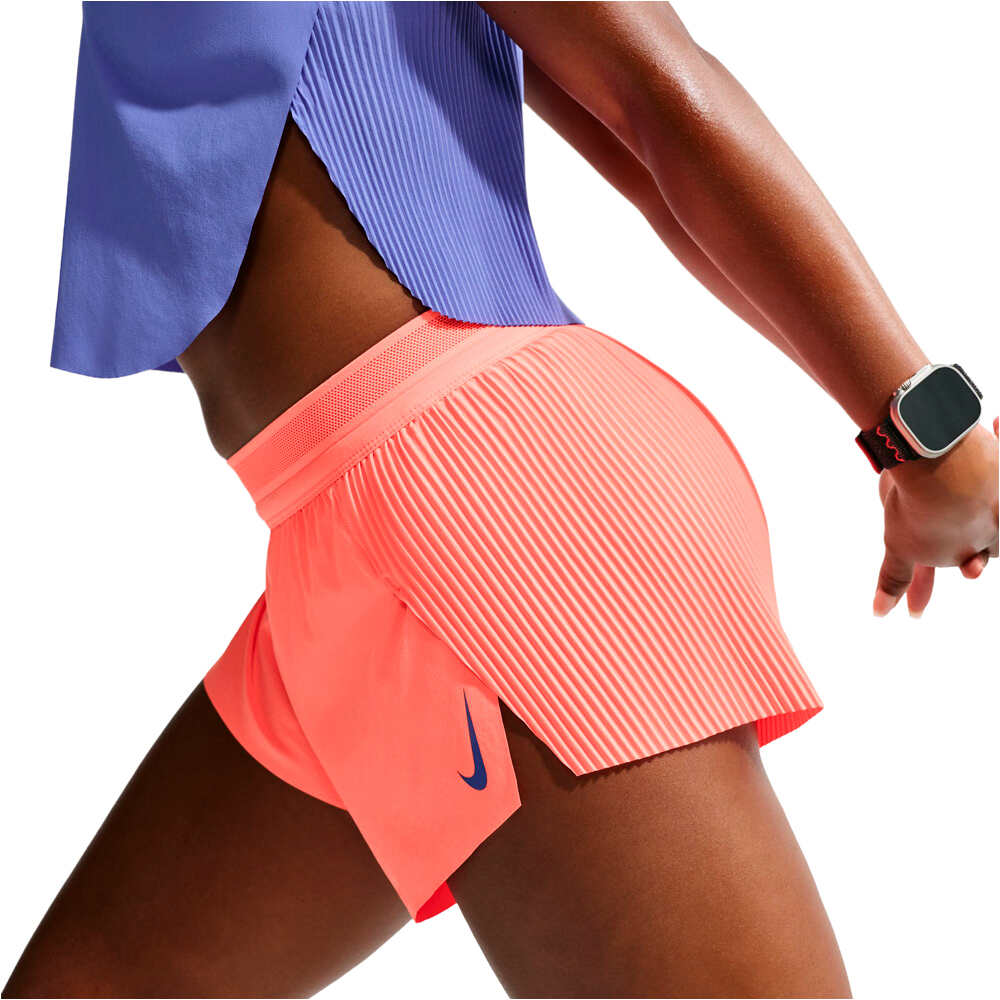 Nike pantalón running mujer W NK ARSWFT DFADV MR 3IN SHORT 04