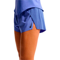 Nike pantalón running mujer W NK ARSWFT DFADV MR 3IN SHORT vista detalle