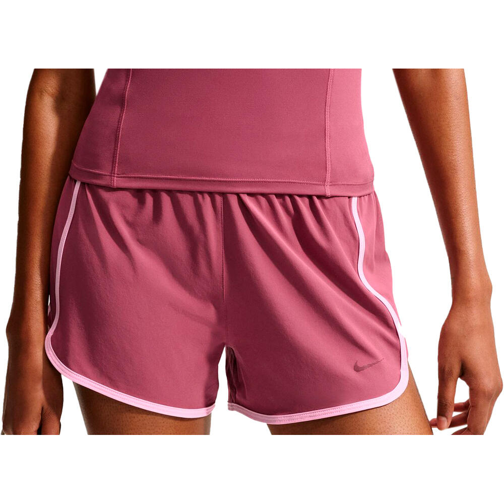 Nike pantalón running mujer W NK DF ONE SHORT CPSL B vista detalle