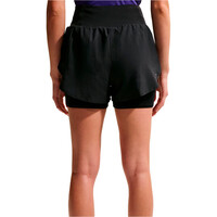 Nike pantalón running mujer W NK FLOW DF HR 2N1 SHRT 03