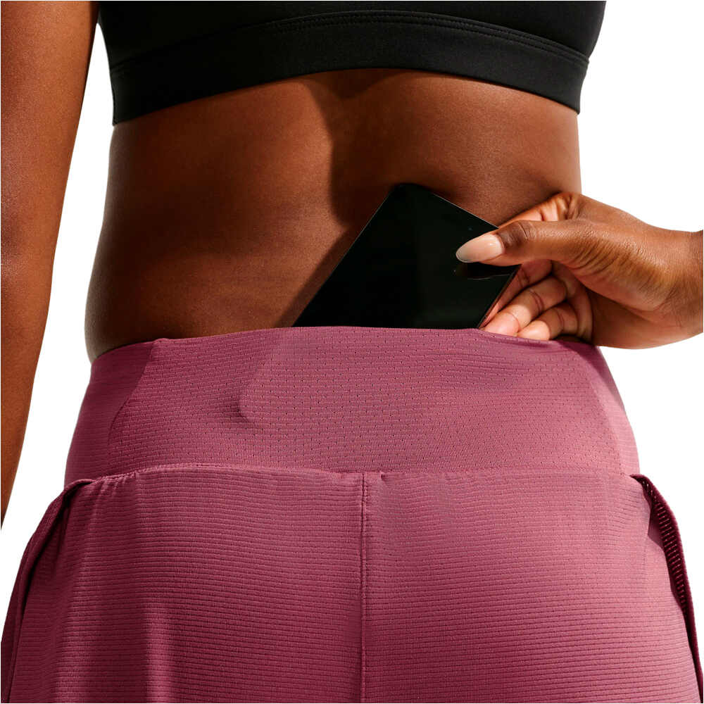 Nike pantalón running mujer W NK FLOW MSH DF 2N1 SHRT 04