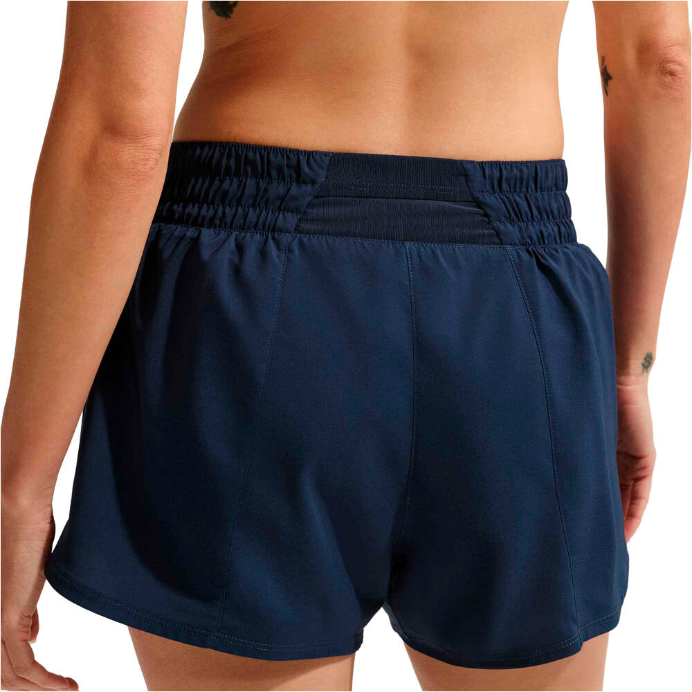 Nike pantalón running mujer W NK ONE DF MR 3IN BR SHORT vista detalle