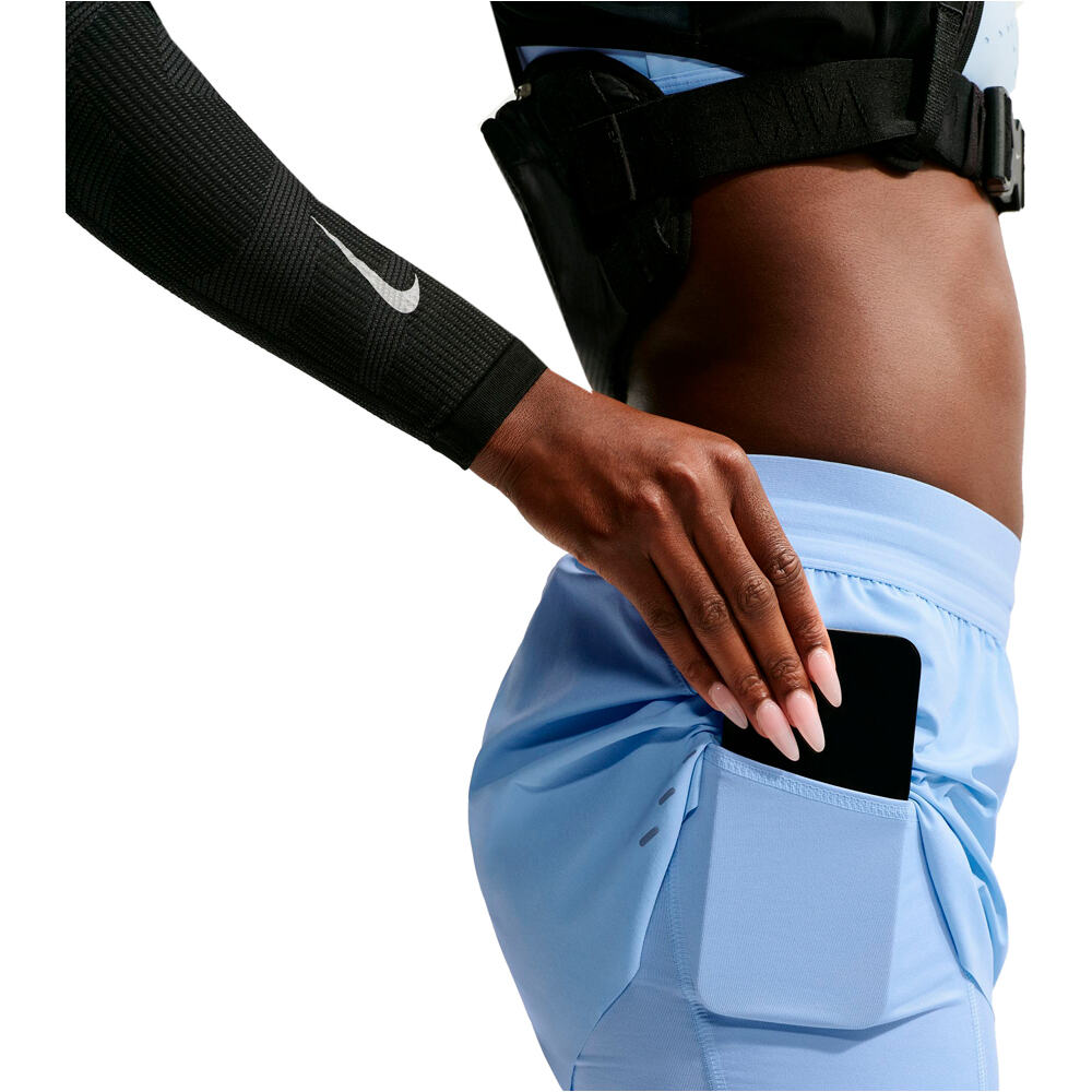 Nike pantalón running mujer W NK SWIFT DF MR 2N1 SHRT 03