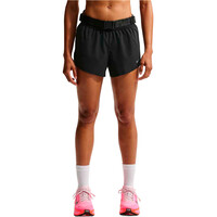 Nike pantalón running mujer W NK SWIFT NV BRTHE SHORT vista frontal