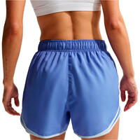 Nike pantalón running mujer W NK TEMPO DF MR 3 SHORT vista trasera