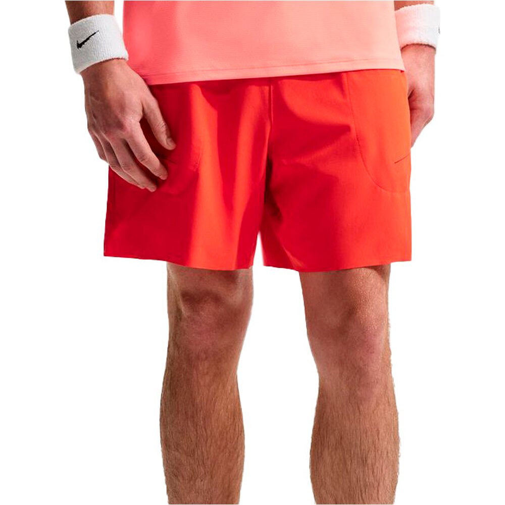 Nike pantalón tenis hombre M NKCT DF ADVTG 6IN SHORT vista frontal