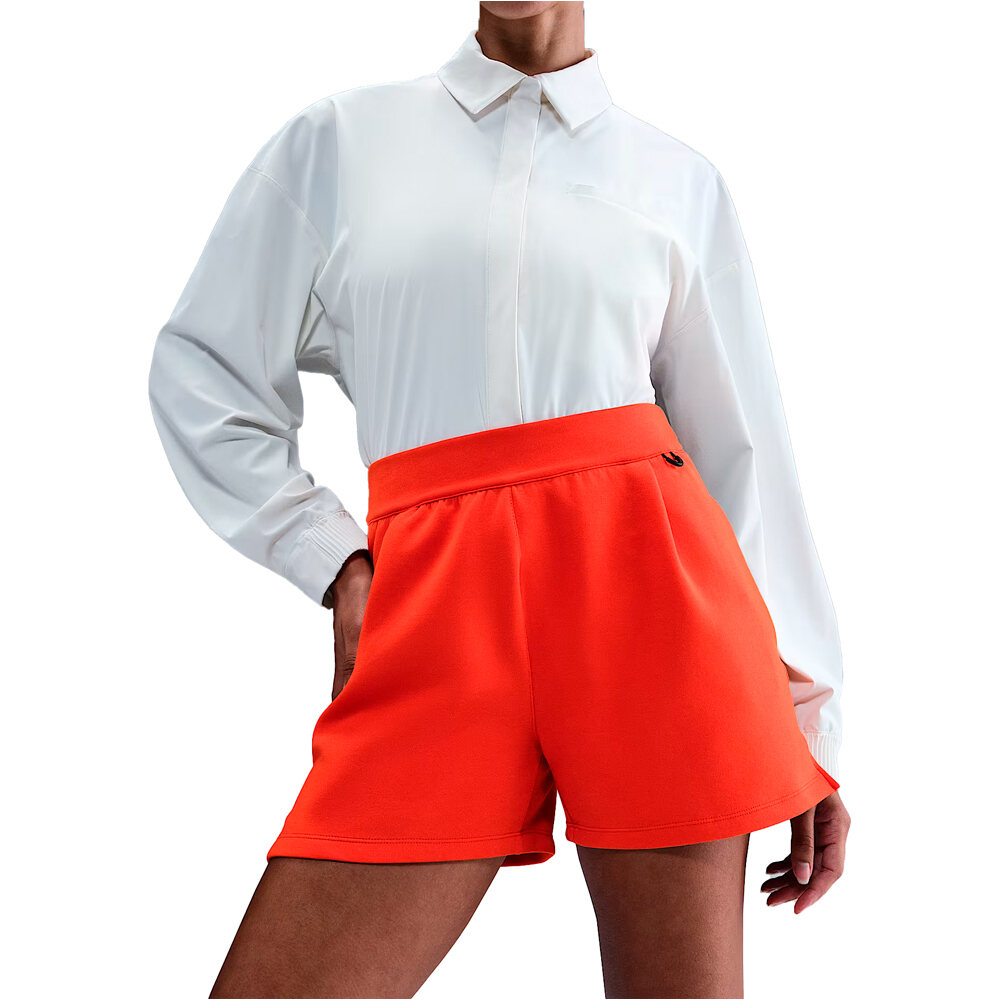 Nike pantalones y mallas cortas fitness mujer W NK 24.7 DF SHORT SOFT KNIT vista frontal