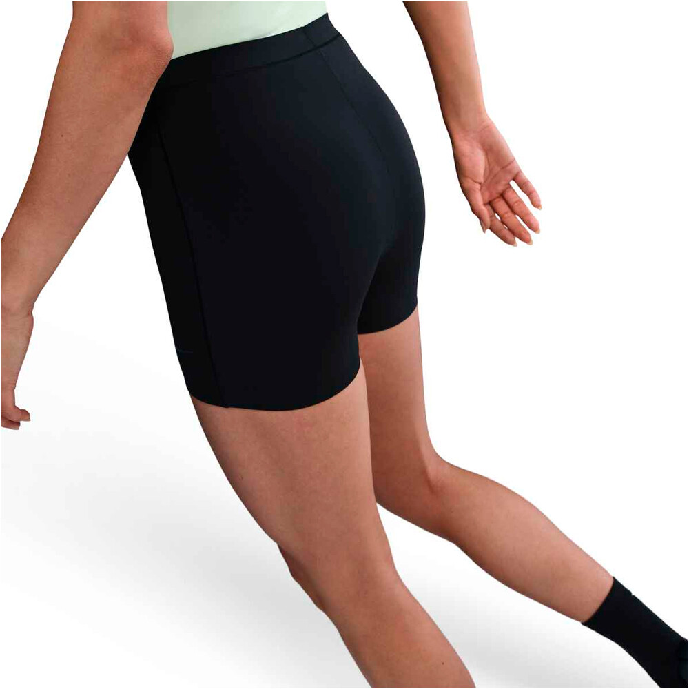 Nike pantalones y mallas cortas fitness mujer W NK BOYSHORT vista trasera