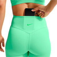 Nike pantalones y mallas cortas fitness mujer W NK DF UNVRSA HR 5IN SHRT PKT 05
