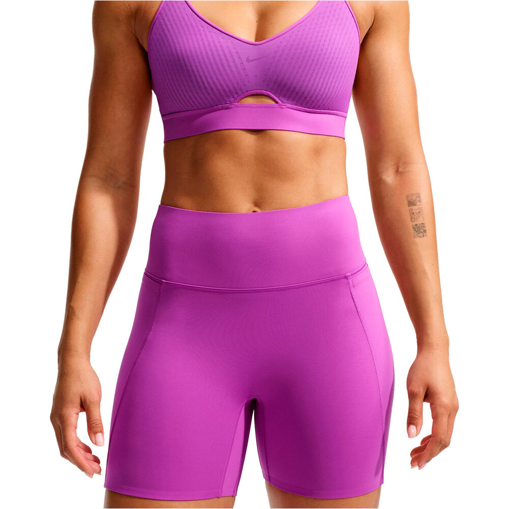 Nike pantalones y mallas cortas fitness mujer W NK DF UNVRSA HR 5IN SHRT PKT vista detalle