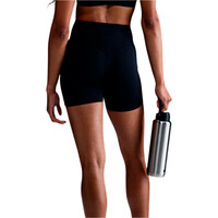 Nike pantalones y mallas cortas fitness mujer W NK DF UNVRSA HR 5IN SHRT PKT vista trasera