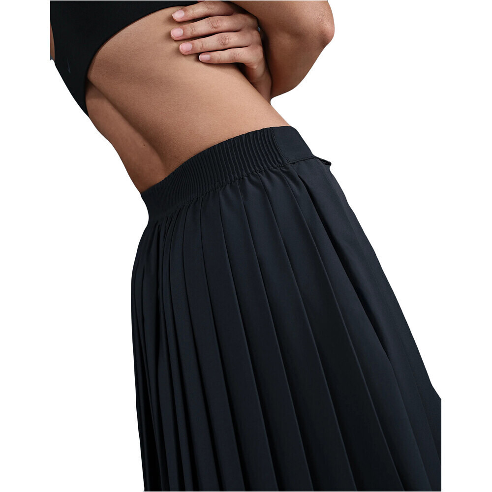 Nike pantalones y mallas cortas fitness mujer W NK ETC DF PLEATED SKIRT WVN vista detalle