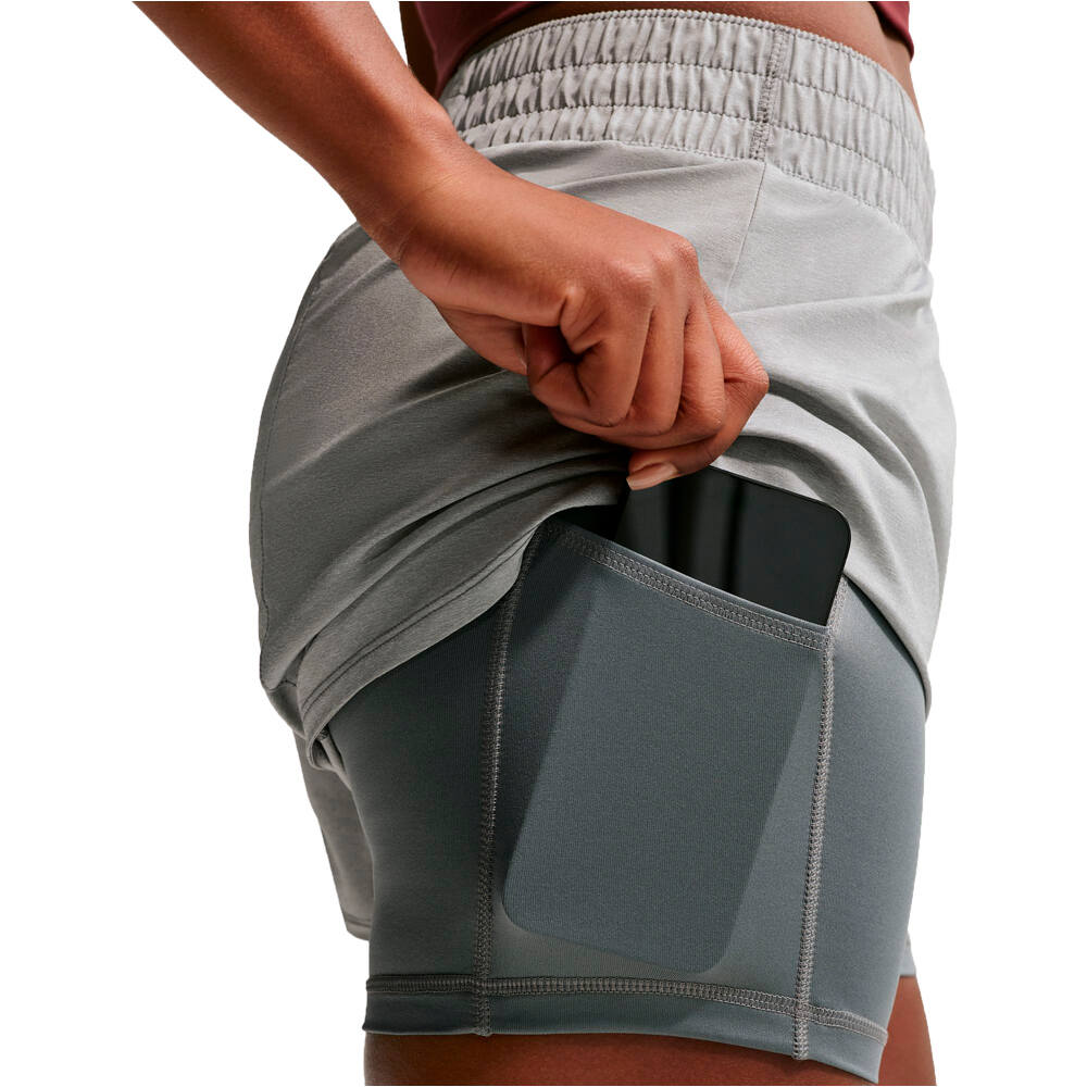 Nike pantalones y mallas cortas fitness mujer W NK ONE DF HR 3IN 2N1 SHORT 03