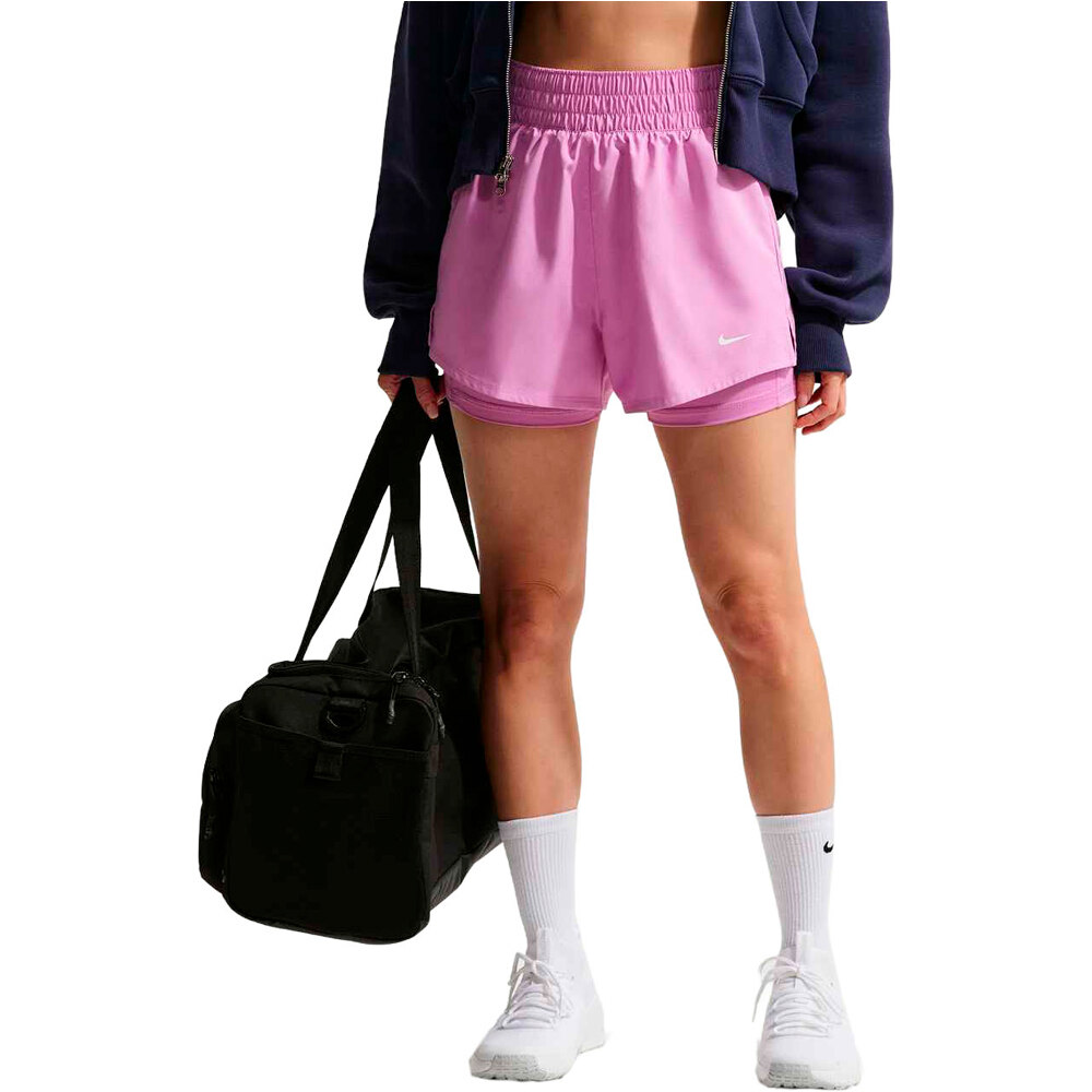 Nike pantalones y mallas cortas fitness mujer W NK ONE DF HR 3IN 2N1 SHORT vista frontal