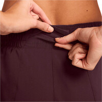 Nike pantalones y mallas cortas fitness mujer W NK ONE DF MR 3IN BR SHORT vista detalle