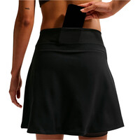 Nike pantalones y mallas cortas fitness mujer W NK ONE DF SKIRT CPSL B vista detalle