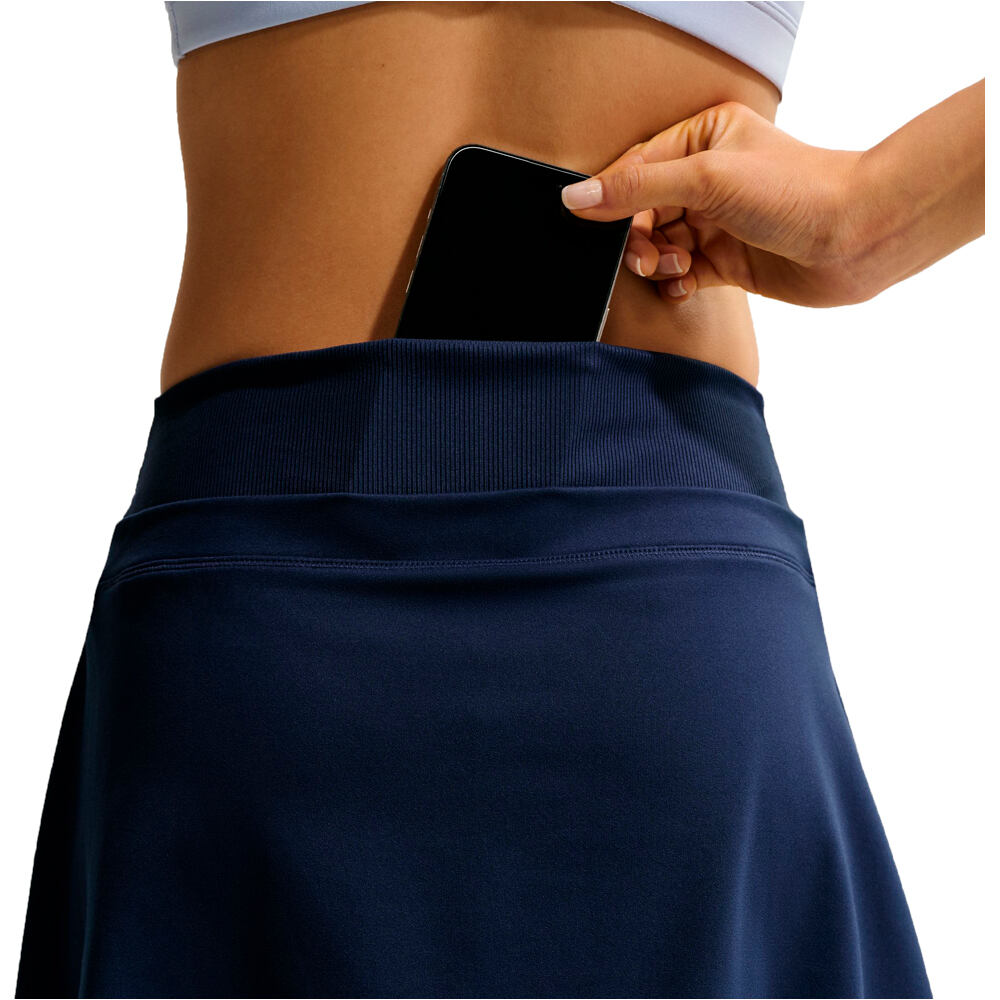 Nike pantalones y mallas cortas fitness mujer W NK ONE DF SKIRT CPSL B vista detalle