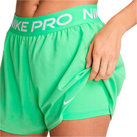 Nike pantalones y mallas cortas fitness mujer W NP 2IN1 SHORT 03