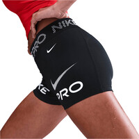 Nike pantalones y mallas cortas fitness mujer W NP 365 MR 3IN SHORT TT GRX vista trasera