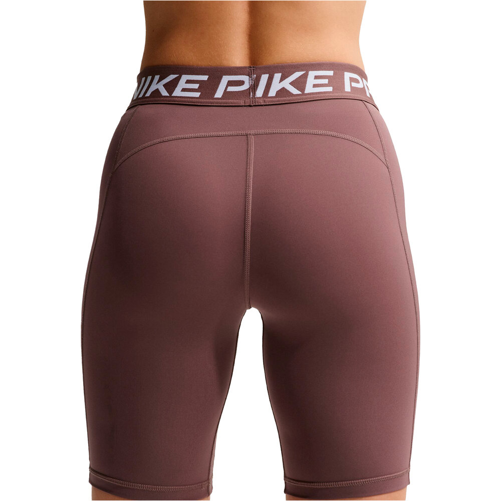 Nike pantalones y mallas cortas fitness mujer W NP 365 SHORT 8IN vista detalle