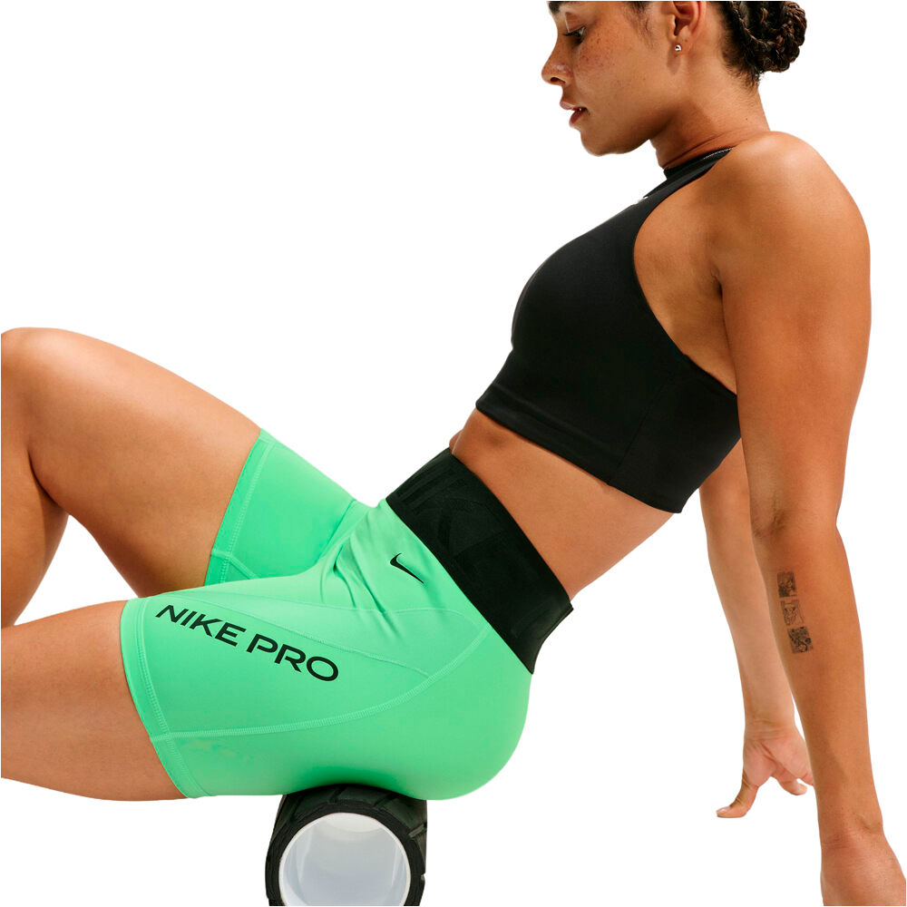 Nike pantalones y mallas cortas fitness mujer W NP DF SCULPT 5IN SHORT GG 04