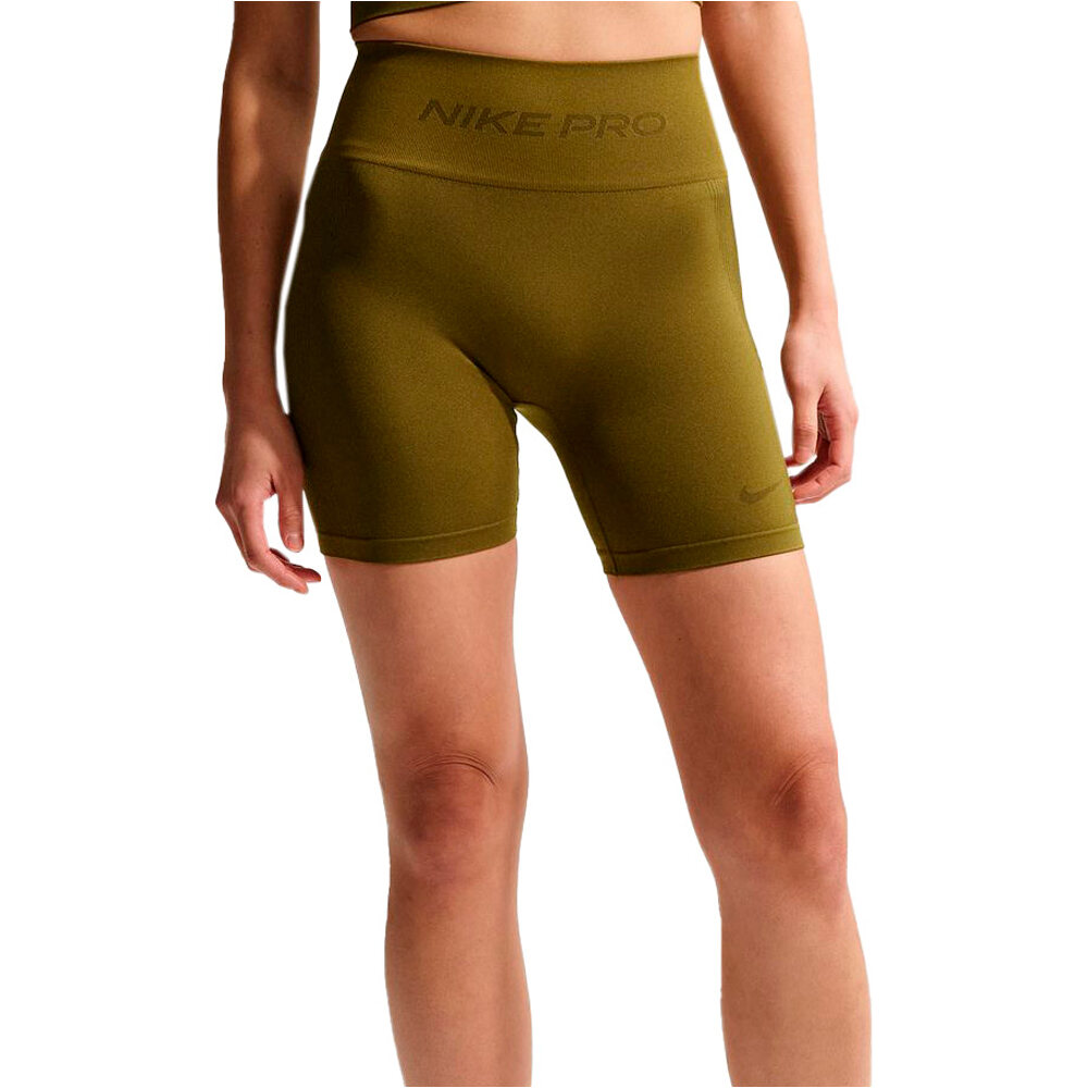 Nike pantalones y mallas cortas fitness mujer W NP DF SMLS HR 5IN SHORT vista frontal