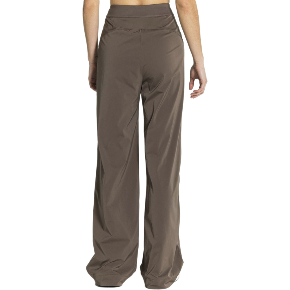 Nike pantalones y mallas largas fitness mujer W NK DF BLISS TROUSER vista trasera