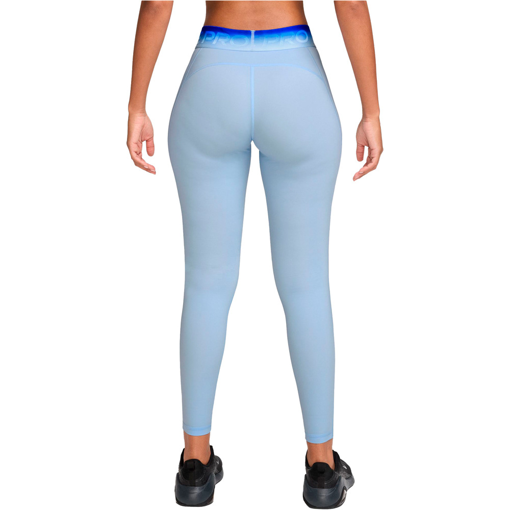 Nike pantalones y mallas largas fitness mujer W NP DF MR 7/8 TIGHT TT GRDNT vista trasera
