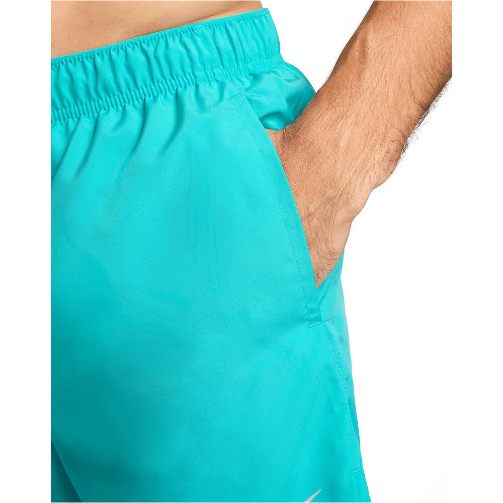 Nike pantaloneta técnica hombre M NK DF CHALLENGER 5BF SHORT 03