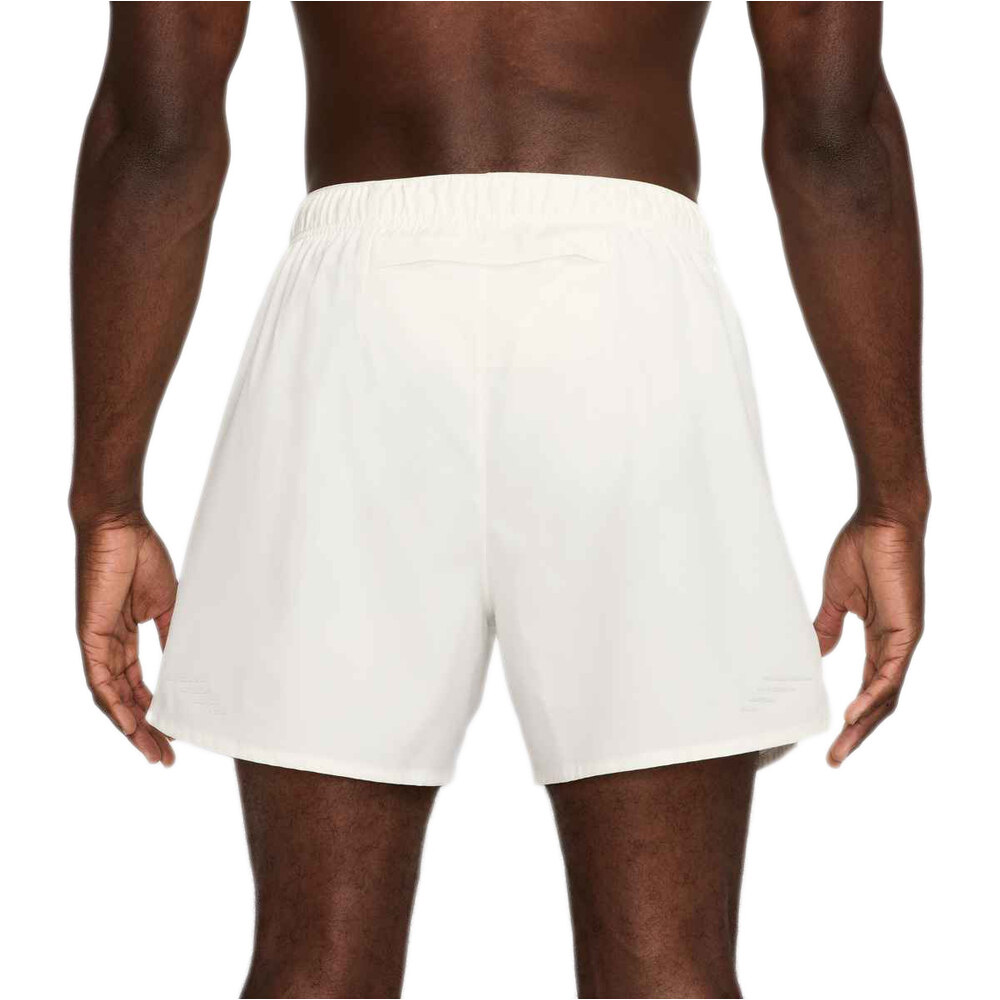 Nike pantaloneta técnica hombre M NK DF CHLLGR 5BF FLASH SHORT vista trasera