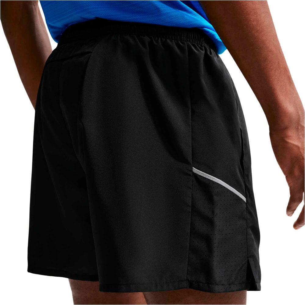 Nike pantaloneta técnica hombre M NK DF MILER 5BF SHORT 03