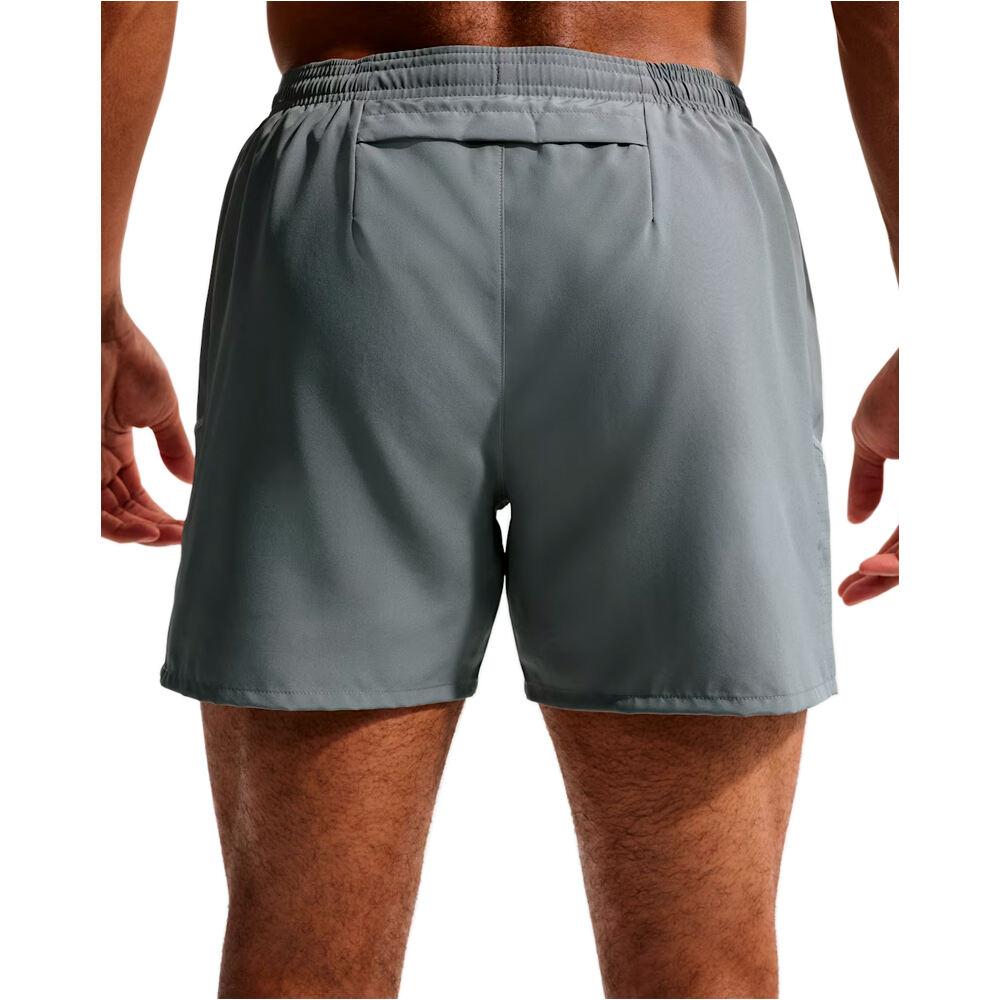 Nike pantaloneta técnica hombre M NK DF MILER 5BF SHORT 03