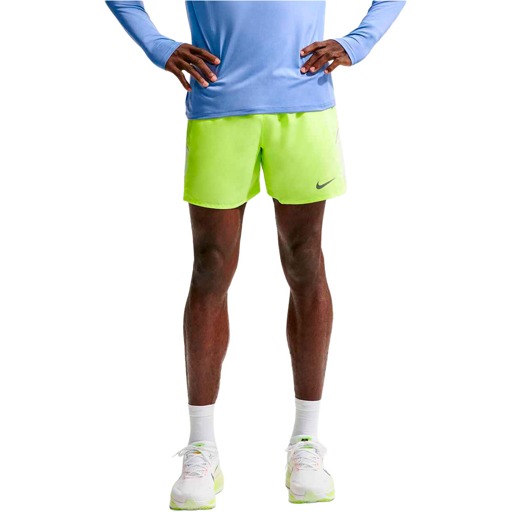 Nike pantaloneta técnica hombre M NK DF MILER 5BF SHORT vista frontal