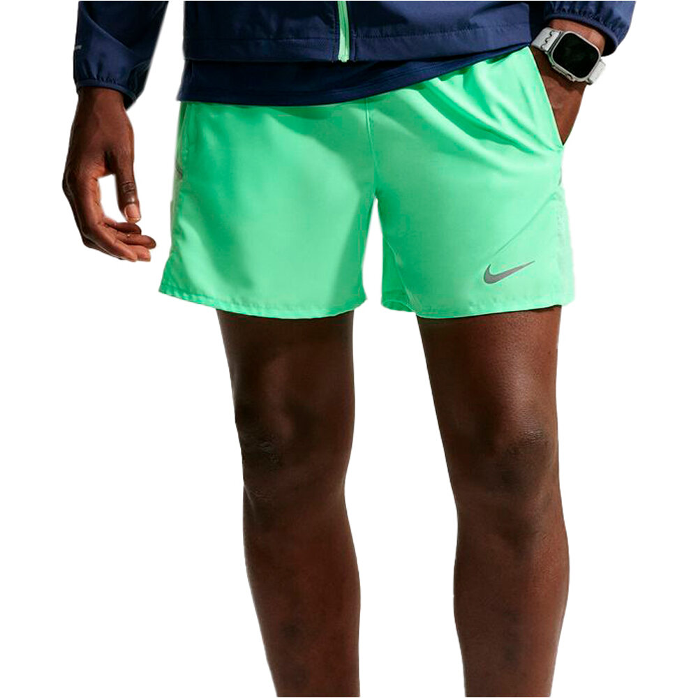 Nike pantaloneta técnica hombre M NK DF MILER 5BF SHORT vista frontal