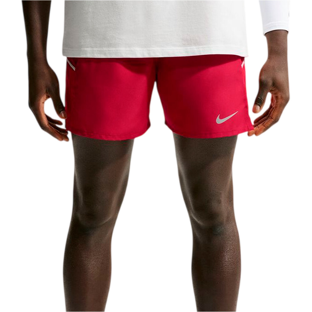 Nike pantaloneta técnica hombre M NK DF MILER 5BF SHORT vista frontal