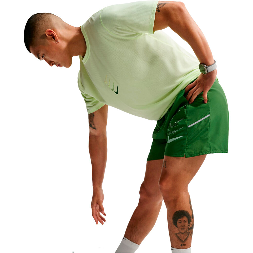 Nike pantaloneta técnica hombre M NK DF MILER 5BF SHRT MPRF 04