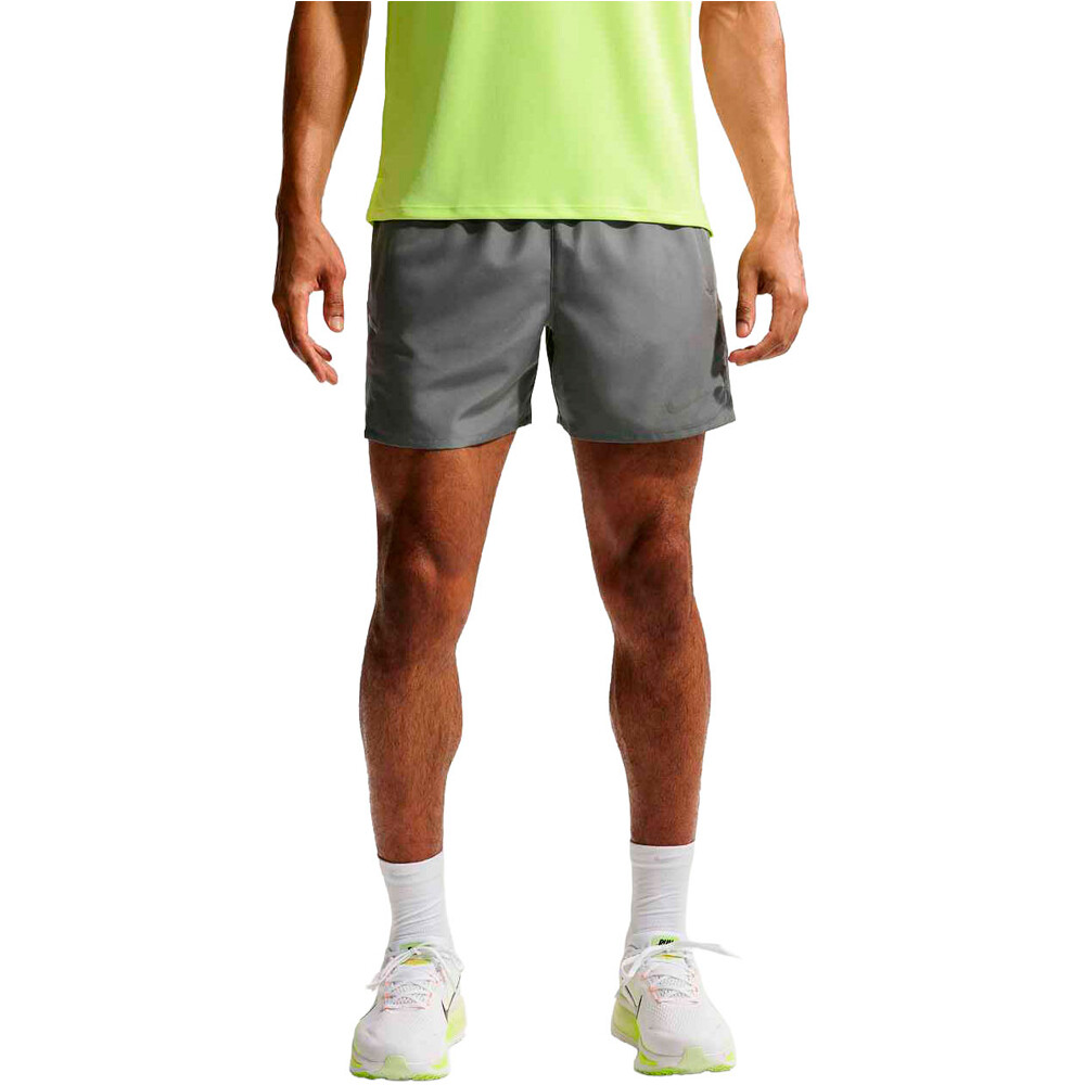 Nike pantaloneta técnica hombre M NK DF MILER 5IN 2IN1 SHORT vista frontal